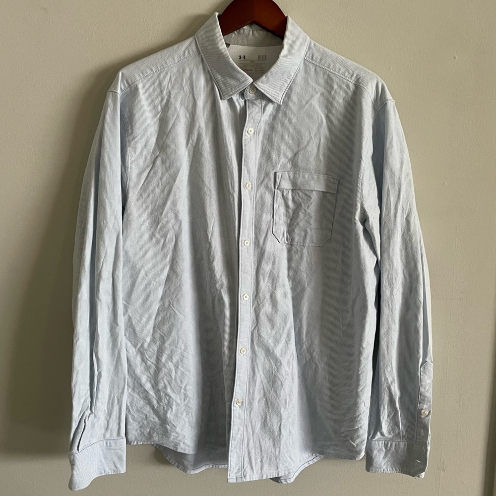 Under Armour large loose heat gear oxford button-down shirt, white/blue striped
